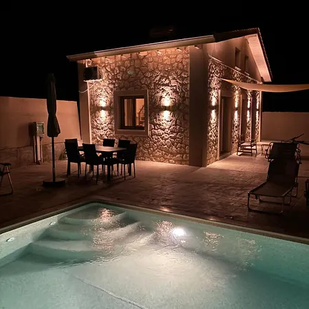 Terra Calma Luxury Βίλα Νυδρί